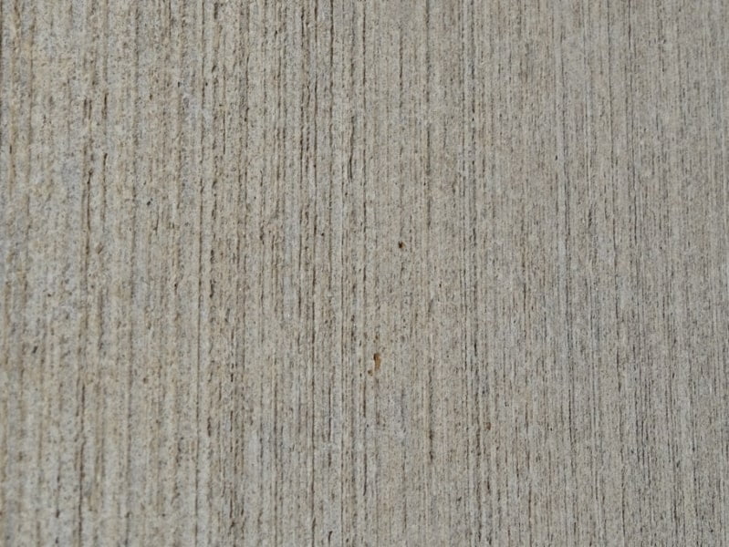 12-materials-for-broom-finish-concrete-columns בטון סרוק / קורדורוי לעמודים